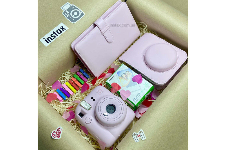 Подарунковий набір Instax Mini 12 Blossom Pink (Рожевий) + 2 касети (20фото) Подарунковий набір Instax Mini 12 Blossom Pink (Рожевий) + 2 касети (20фото)