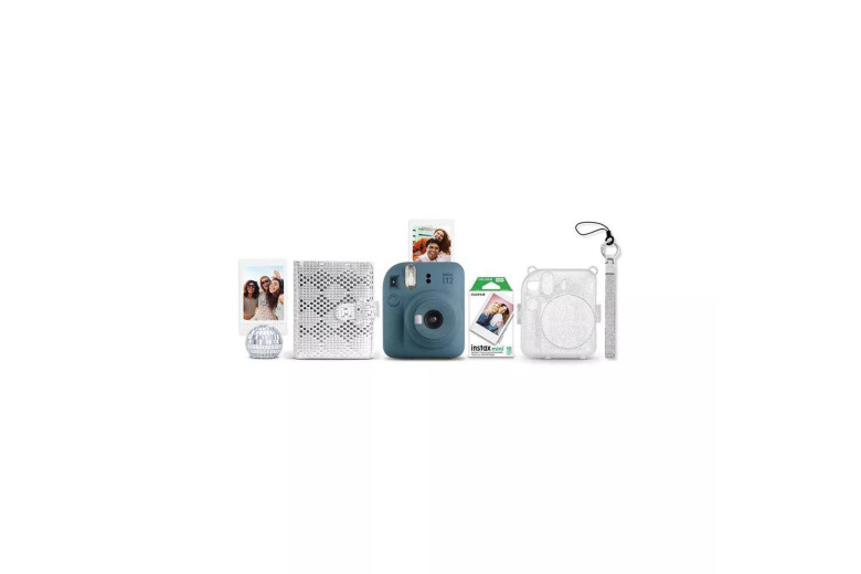 Лімітований подарунковий набір Instax Mini 12 Stormy Weather (колір "Шторм") + 2 касети (20фото) Лімітований подарунковий набір Instax Mini 12 Stormy Weather (колір "Шторм") + 2 касети (20фото)
