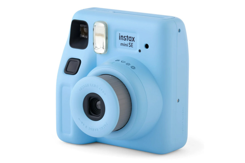 Подарунковий набір Instax Mini SE колір Blue (Блакитний) + 1 касета (10фото) Подарунковий набір Instax Mini SE колір Blue (Блакитний) + 1 касета (10фото)