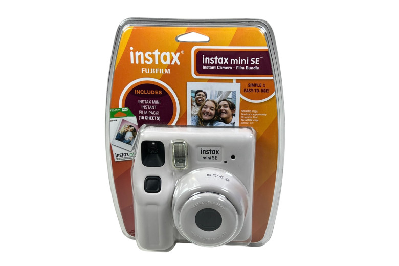 Подарунковий набір Instax Mini SE колір Gray (Сірий) + 1 касета (10фото) Подарунковий набір Instax Mini SE колір Gray (Сірий) + 1 касета (10фото)